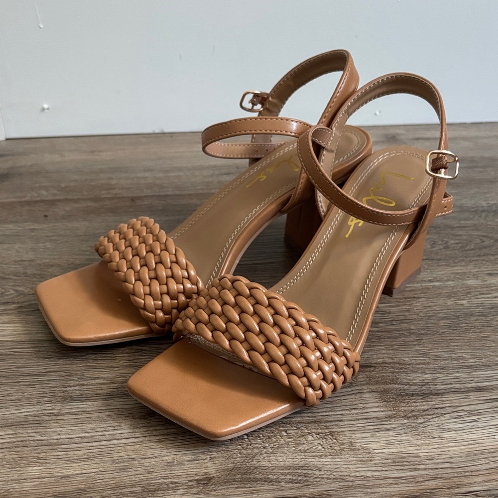 Lulu's Tan Woven Heels